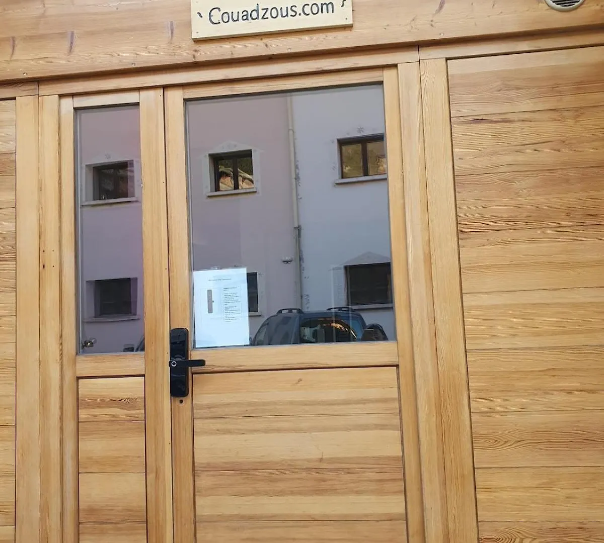 Les Couadzous Samoens Centre, Sauna, Jacuzzi 6 Chambres En Suite Chalet